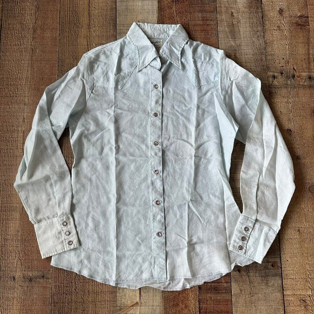Wrangler Womens Authentic Western Shirt Size M Light Blue Floral Pattern